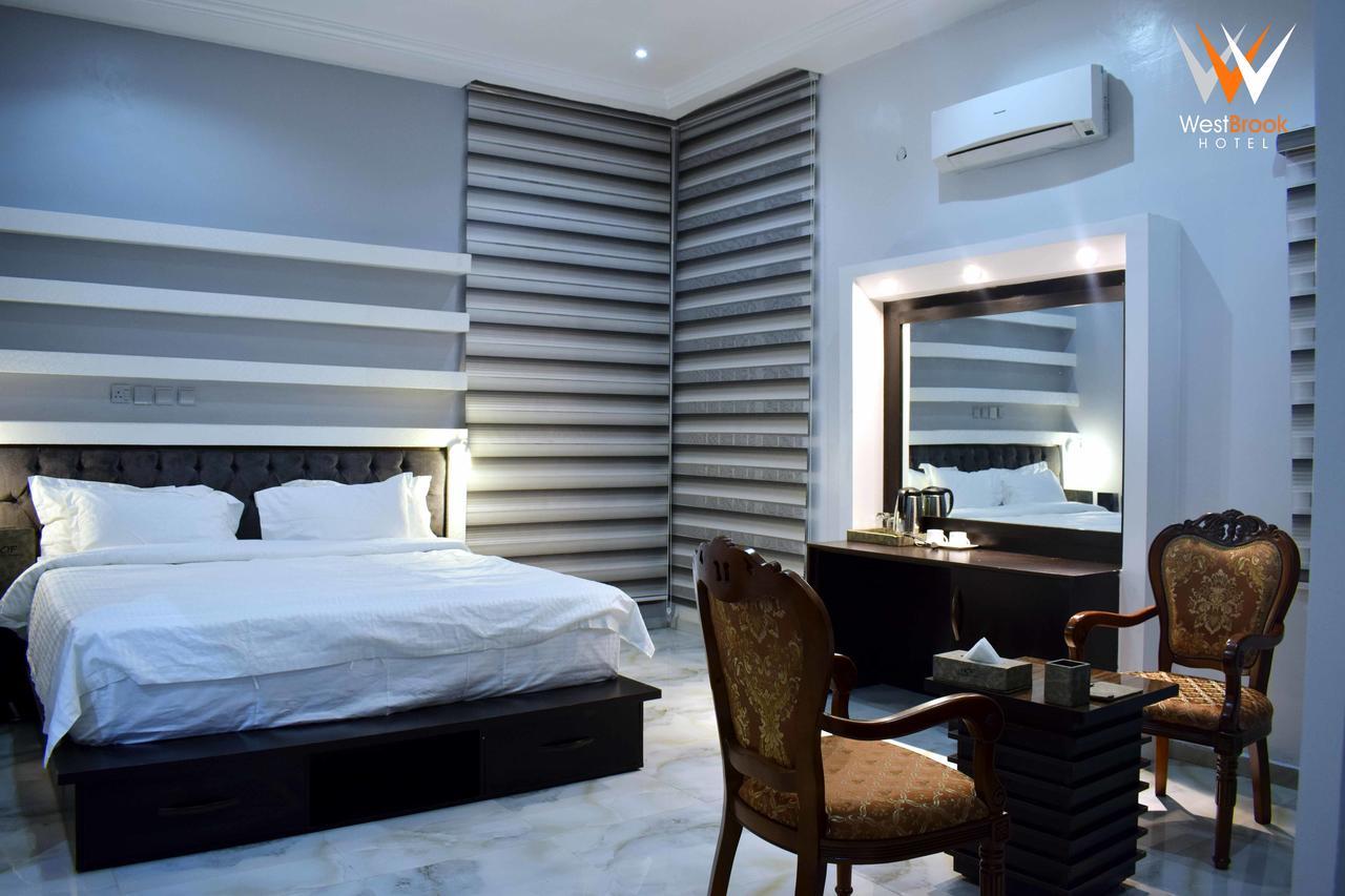 Westbrook Hotel Owerri Kültér fotó