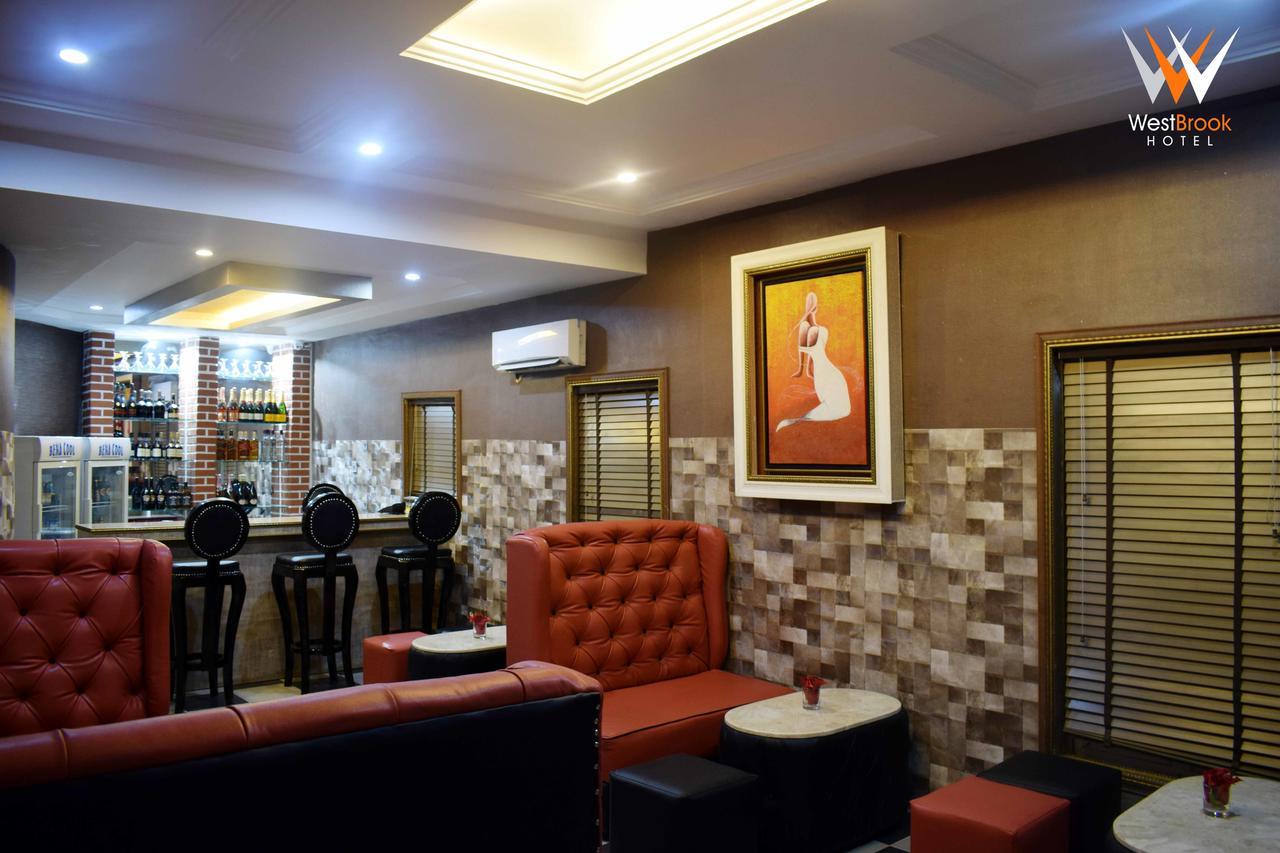 Westbrook Hotel Owerri Kültér fotó